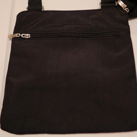 Baggallini Black Crossbody Bag - Picture 4 of 11